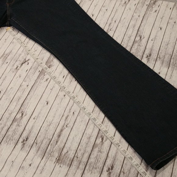 Banana Republic Petite Jeans - Picture 4 of 8